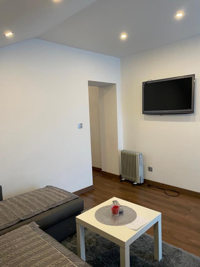 Studio Privee Vesoul -Wifi,Tv,Clim,Parking Gratuit المظهر الخارجي الصورة